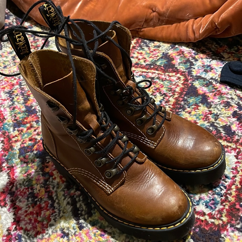 Doc marten boot
